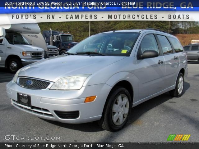 2007 Ford Focus ZXW SE Wagon in CD Silver Metallic