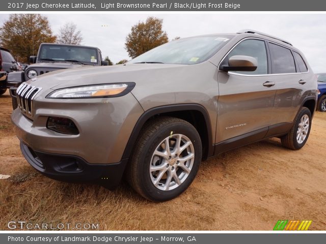2017 Jeep Cherokee Latitude in Light Brownstone Pearl
