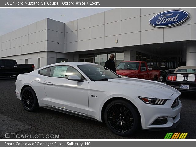 2017 Ford Mustang GT Coupe in Oxford White
