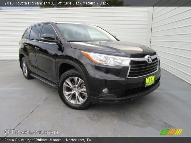 2015 Toyota Highlander XLE in Attitude Black Metallic
