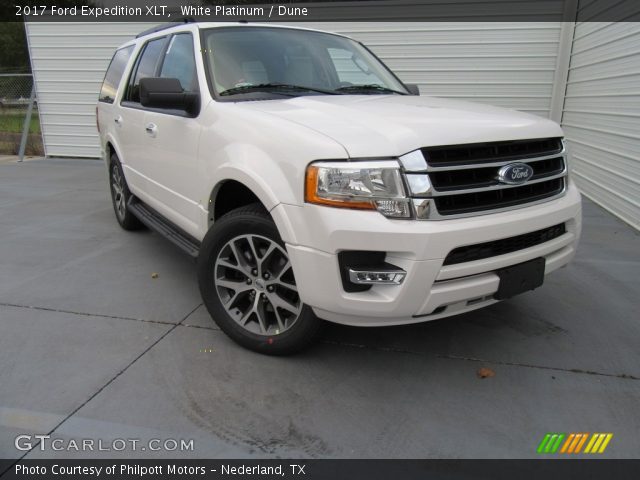2017 Ford Expedition XLT in White Platinum