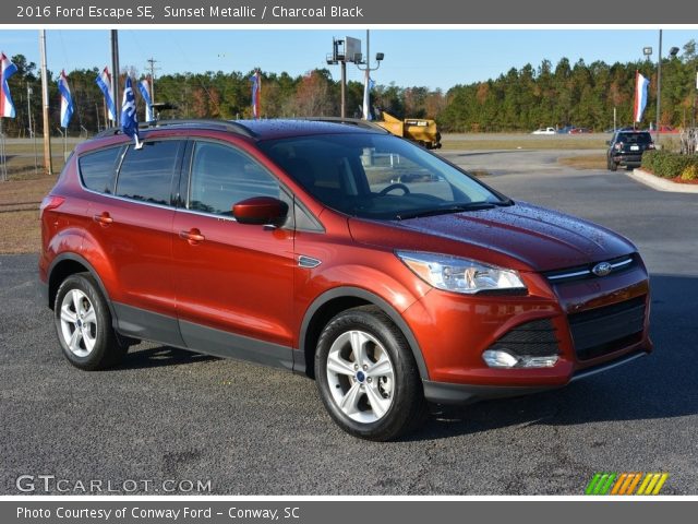 2016 Ford Escape SE in Sunset Metallic