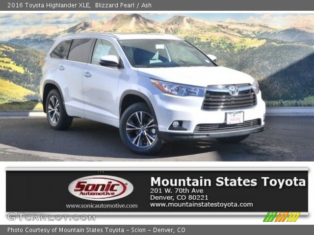 2016 Toyota Highlander XLE in Blizzard Pearl