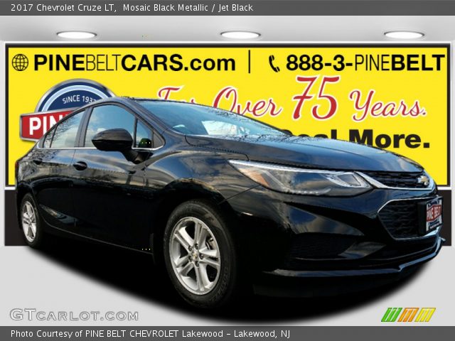 2017 Chevrolet Cruze LT in Mosaic Black Metallic