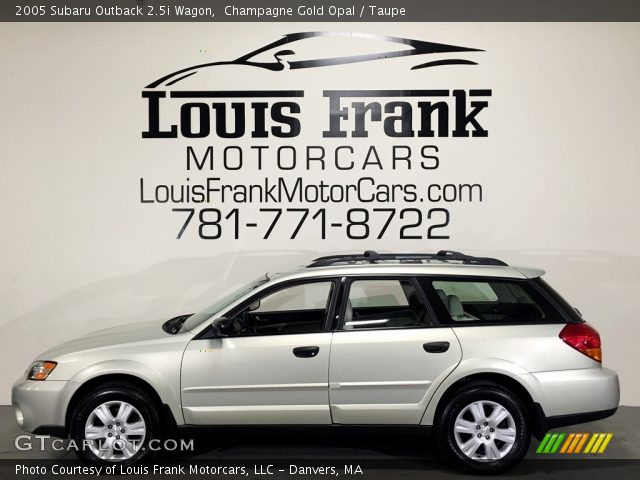 2005 Subaru Outback 2.5i Wagon in Champagne Gold Opal