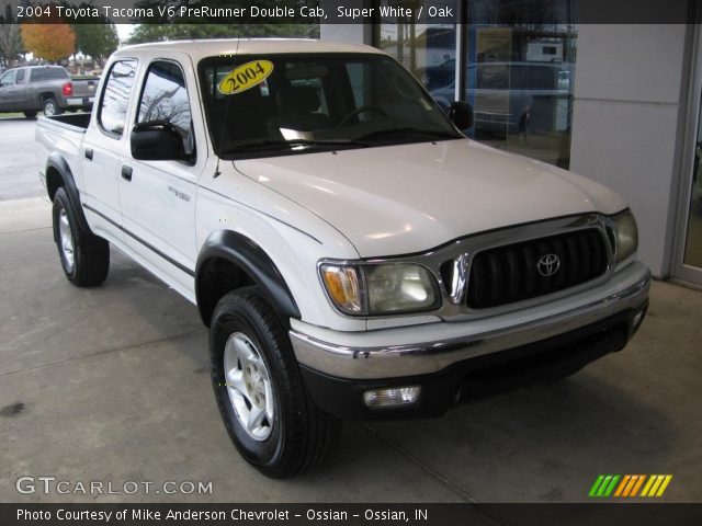 2004 Toyota Tacoma V6 PreRunner Double Cab in Super White