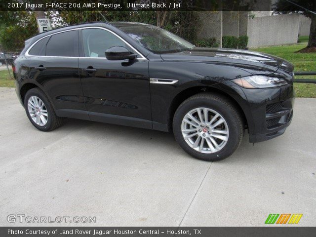 2017 Jaguar F-PACE 20d AWD Prestige in Ultimate Black