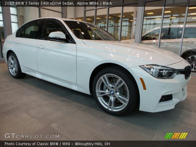 2017 BMW 3 Series 340i xDrive Sedan in Alpine White