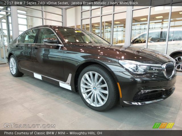 2017 BMW 7 Series 740i xDrive Sedan in Jatoba Brown Metallic