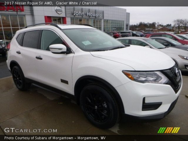 2017 Nissan Rogue SV AWD in Glacier White