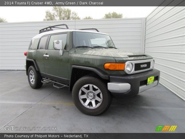 2014 Toyota FJ Cruiser 4WD in Army Green