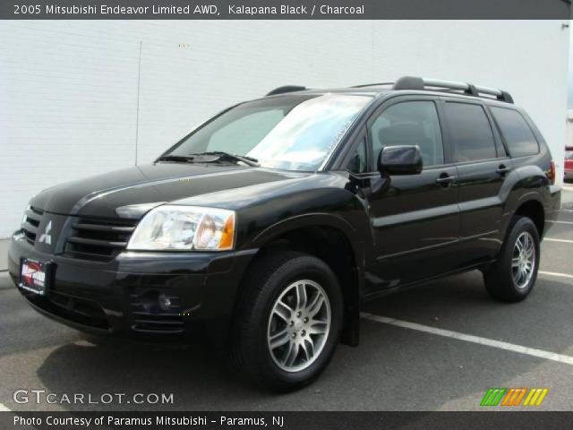 2005 Mitsubishi Endeavor Limited AWD in Kalapana Black