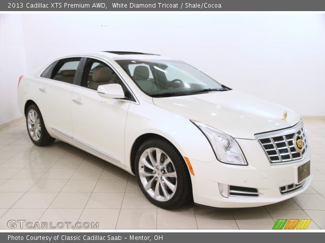 2013 Cadillac XTS Premium AWD in White Diamond Tricoat