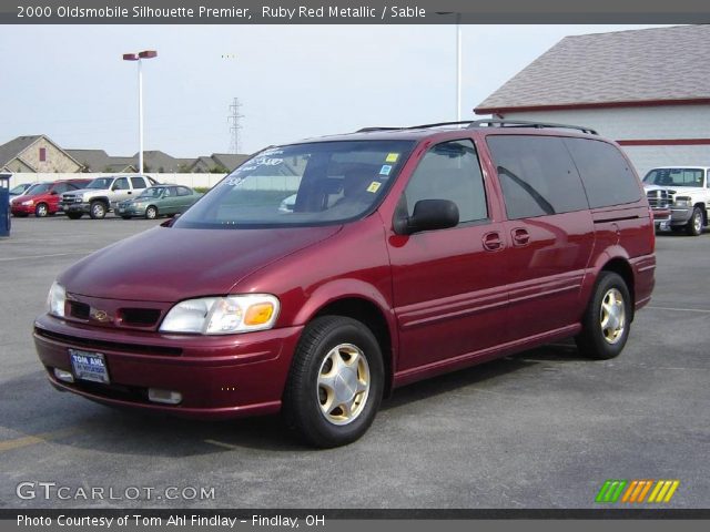 2000 Oldsmobile Silhouette Premier in Ruby Red Metallic