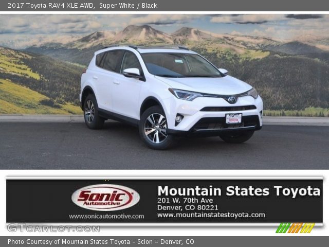 2017 Toyota RAV4 XLE AWD in Super White