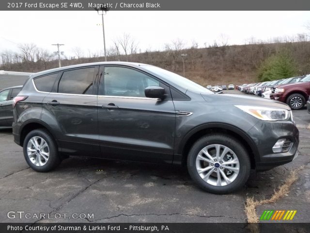 2017 Ford Escape SE 4WD in Magnetic