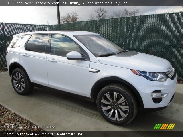 2017 Land Rover Discovery Sport HSE Luxury in Yulong White Metallic