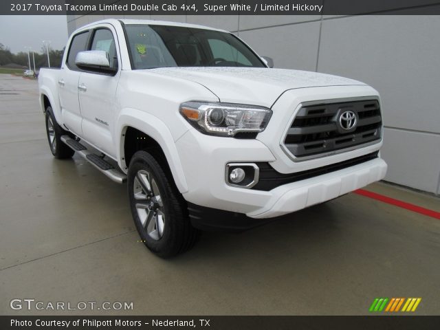 2017 Toyota Tacoma Limited Double Cab 4x4 in Super White