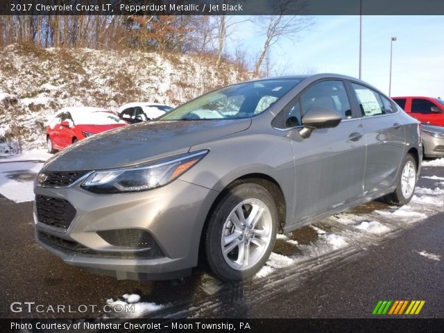 2017 Chevrolet Cruze LT in Pepperdust Metallic