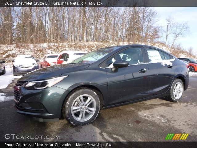 2017 Chevrolet Cruze LT in Graphite Metallic