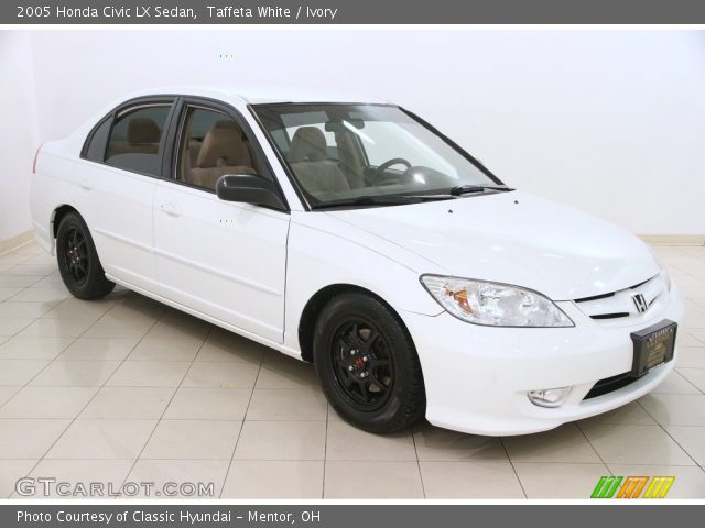 2005 Honda Civic LX Sedan in Taffeta White