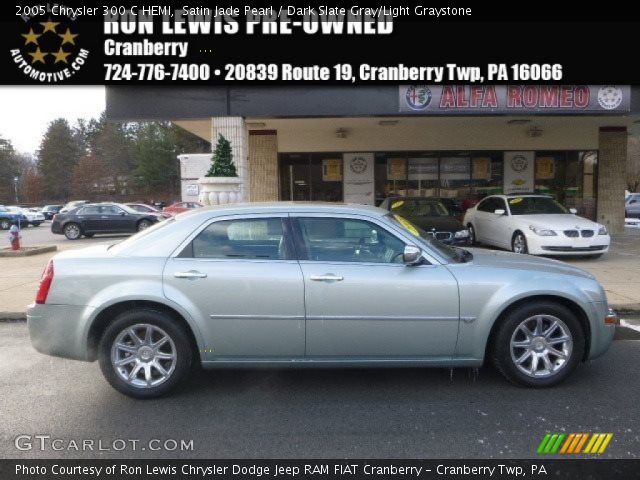 2005 Chrysler 300 C HEMI in Satin Jade Pearl