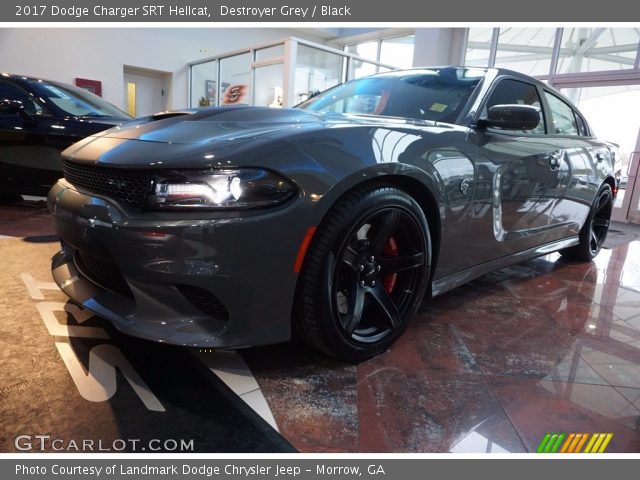 2017 Dodge Charger SRT Hellcat in Destroyer Grey