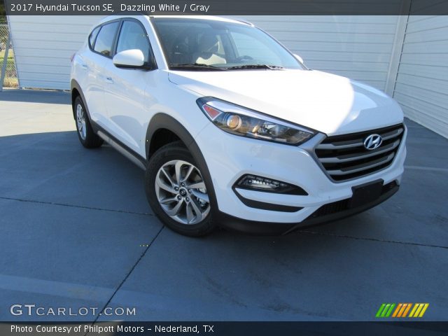 2017 Hyundai Tucson SE in Dazzling White