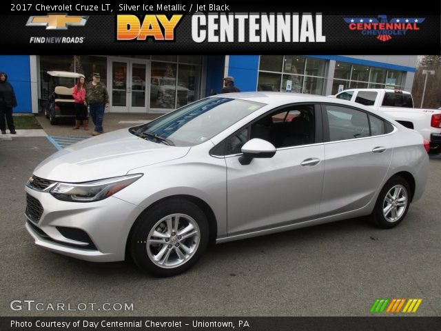 2017 Chevrolet Cruze LT in Silver Ice Metallic