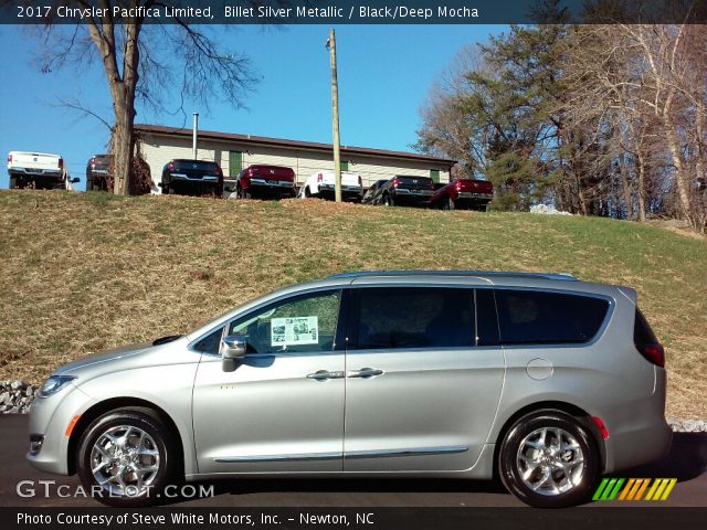 2017 Chrysler Pacifica Limited in Billet Silver Metallic