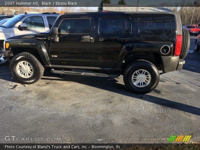 2007 Hummer H3  in Black