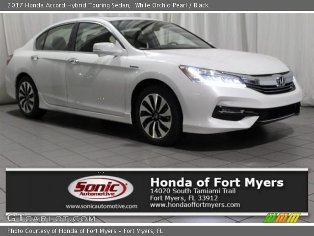 2017 Honda Accord Hybrid Touring Sedan in White Orchid Pearl