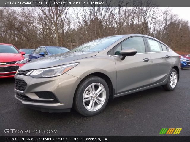 2017 Chevrolet Cruze LT in Pepperdust Metallic