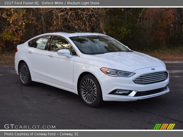 2017 Ford Fusion SE in Oxford White