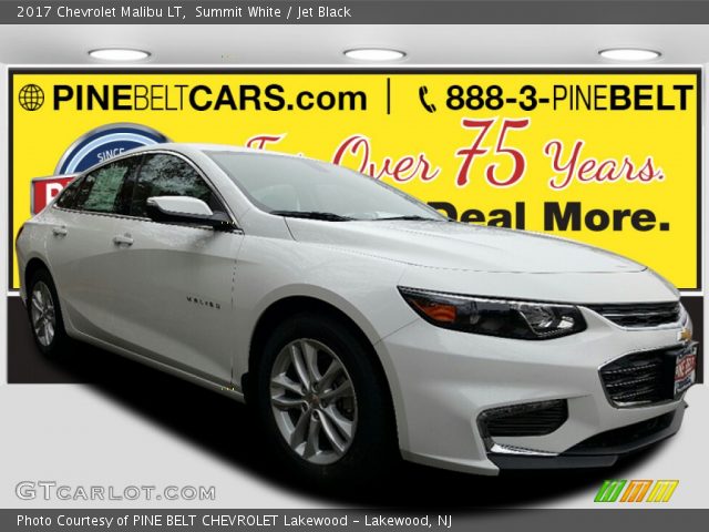 2017 Chevrolet Malibu LT in Summit White