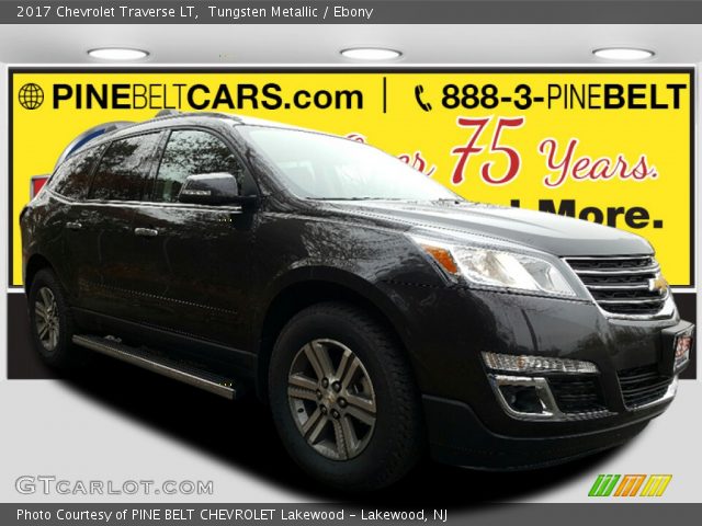 2017 Chevrolet Traverse LT in Tungsten Metallic