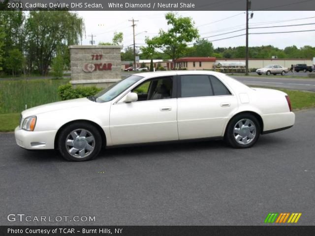 2001 Cadillac DeVille DHS Sedan in White Diamond