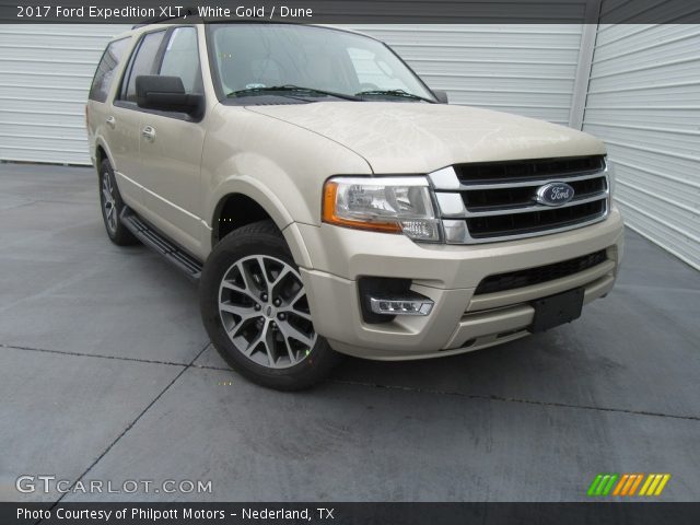 2017 Ford Expedition XLT in White Gold