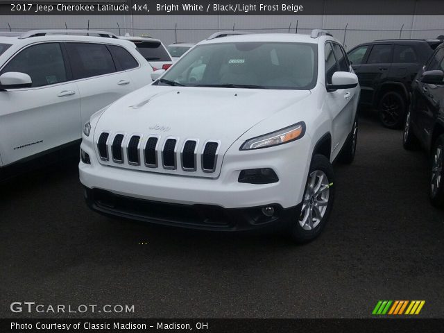 2017 Jeep Cherokee Latitude 4x4 in Bright White
