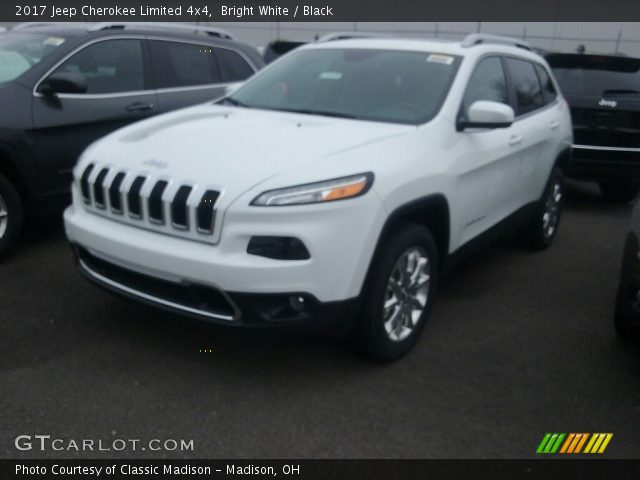 2017 Jeep Cherokee Limited 4x4 in Bright White