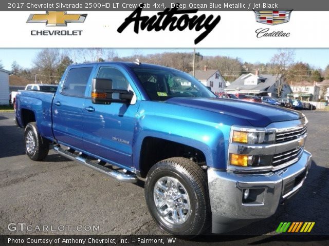 2017 Chevrolet Silverado 2500HD LT Crew Cab 4x4 in Deep Ocean Blue Metallic