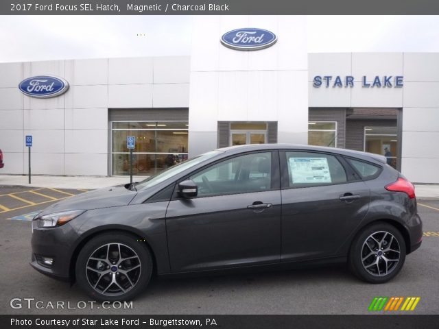 2017 Ford Focus SEL Hatch in Magnetic