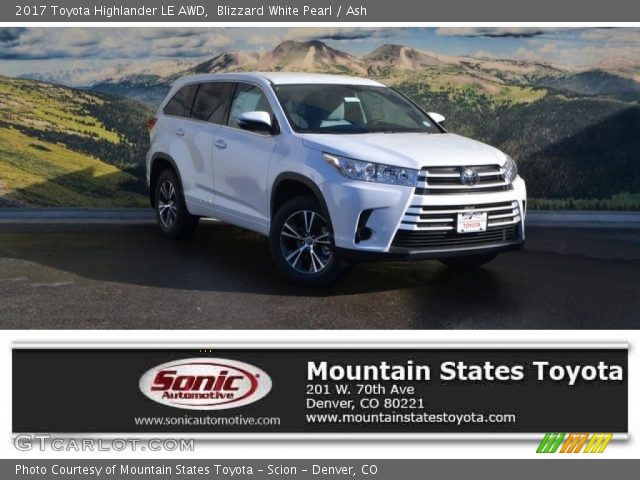 2017 Toyota Highlander LE AWD in Blizzard White Pearl