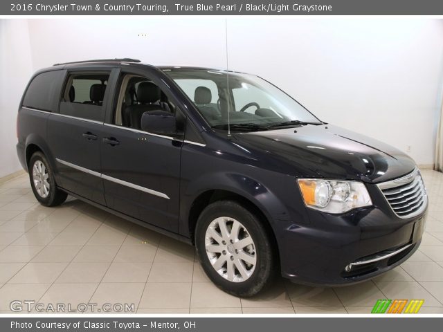 2016 Chrysler Town & Country Touring in True Blue Pearl