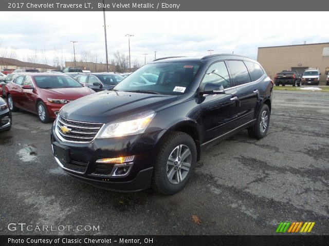 2017 Chevrolet Traverse LT in Blue Velvet Metallic