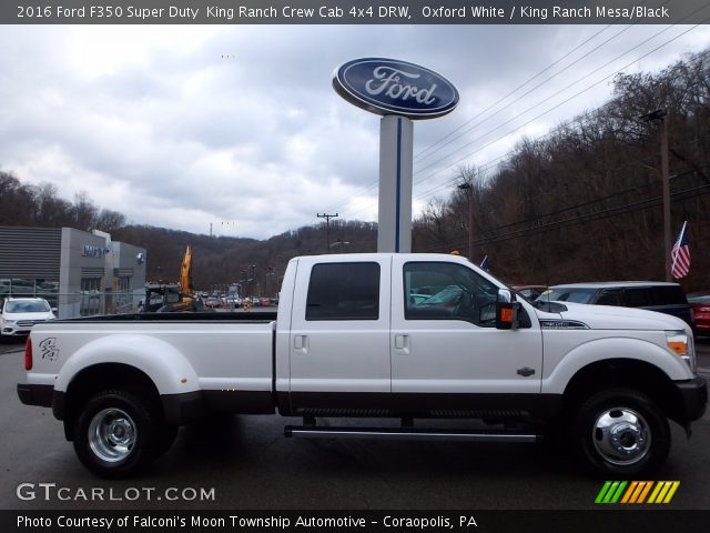 2016 Ford F350 Super Duty  King Ranch Crew Cab 4x4 DRW in Oxford White