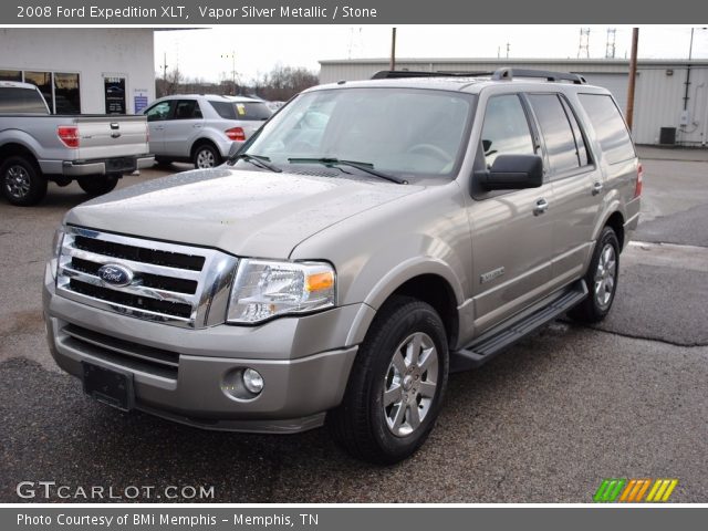 2008 Ford Expedition XLT in Vapor Silver Metallic
