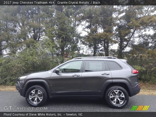 2017 Jeep Cherokee Trailhawk 4x4 in Granite Crystal Metallic