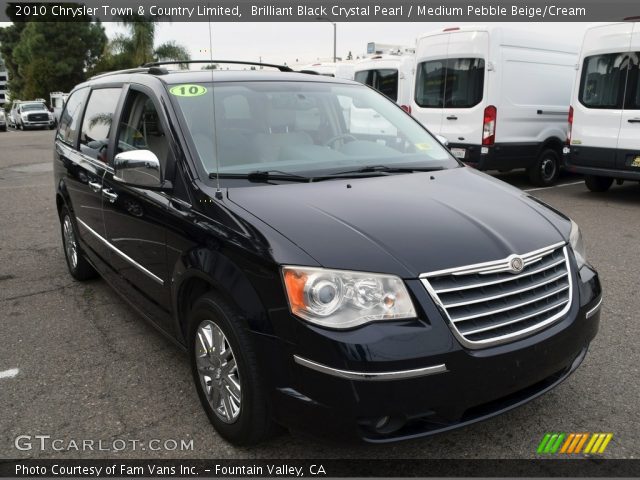 2010 Chrysler Town & Country Limited in Brilliant Black Crystal Pearl