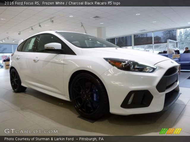 2016 Ford Focus RS in Frozen White